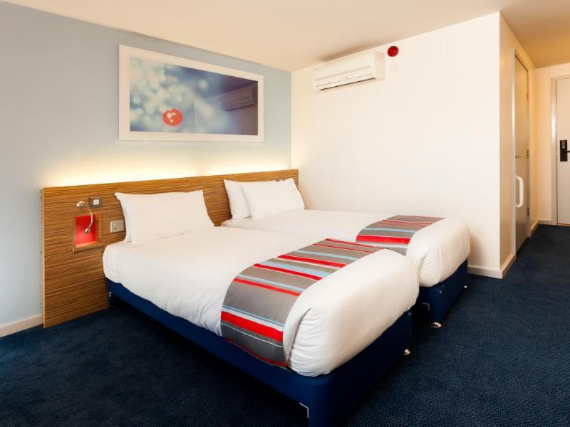Travelodge Wadebridge Eksteriør billede